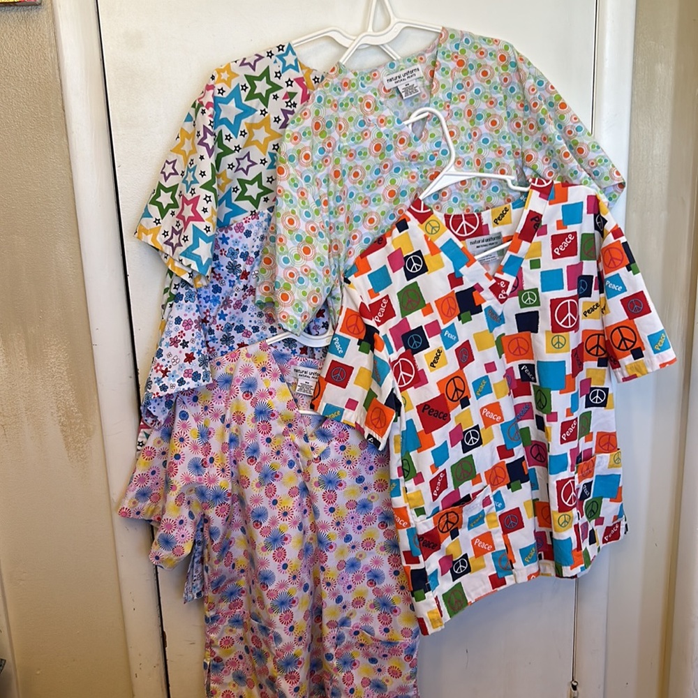 Natural Uniforms Women’s Scrub Tops Lot of 5 Size XS